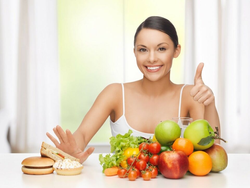 Las verduras y frutas son preferibles a los productos de confitería con una nutrición adecuada. 